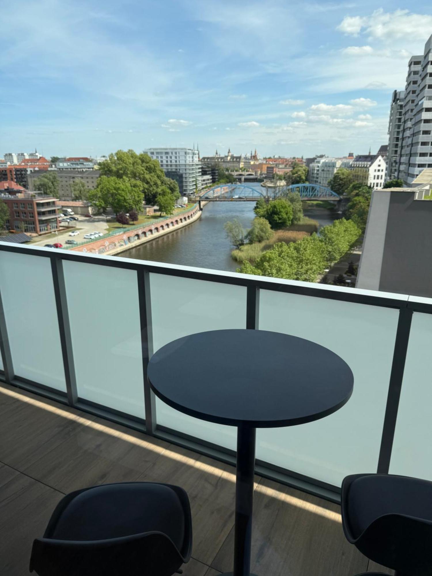 Sauna Jacuzzi River View Quorum Apartament *
